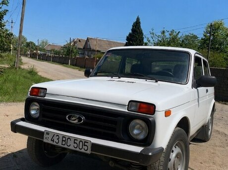 LADA (VAZ) Niva