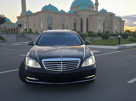 Mercedes S 350