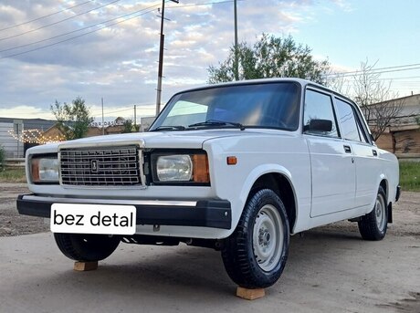 LADA (VAZ) 2107