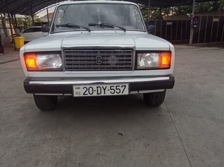 LADA (VAZ) 2107