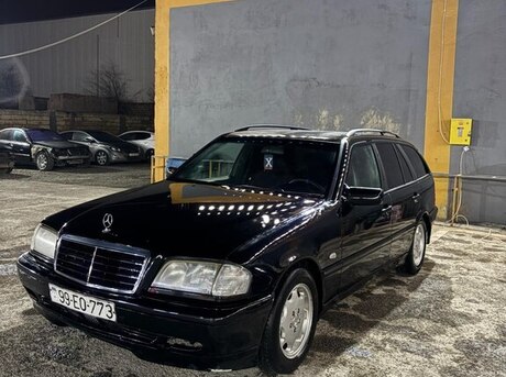 Mercedes C 180