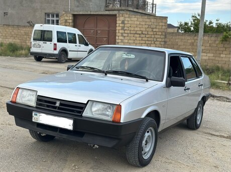 LADA (VAZ) 21099