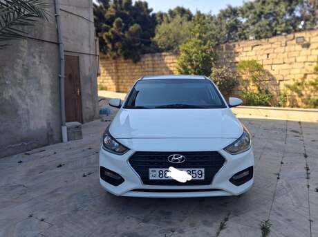 Hyundai Accent