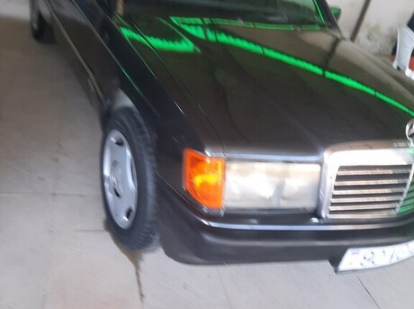 Mercedes 190