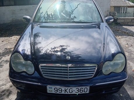 Mercedes C 240