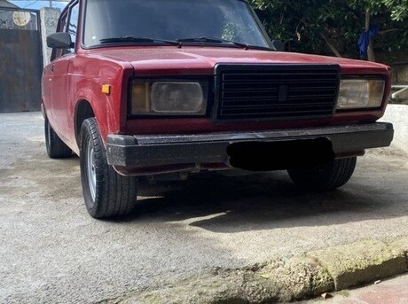 LADA (VAZ) 2107