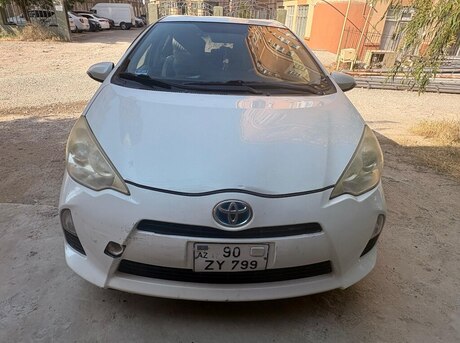Toyota Prius C