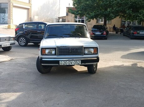 LADA (VAZ) 2107