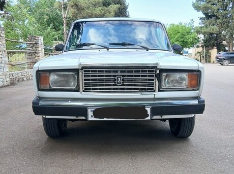 LADA (VAZ) 2107