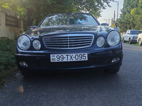 Mercedes E 270