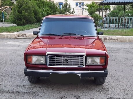 LADA (VAZ) 2107