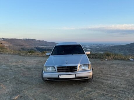 Mercedes C 220