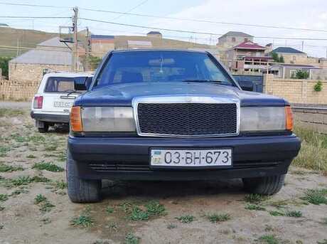 Mercedes 190