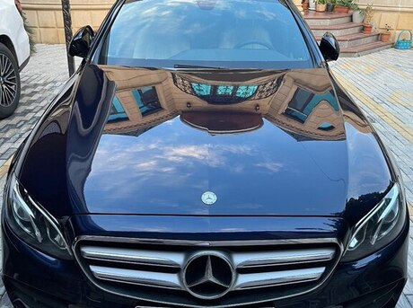 Mercedes E 300