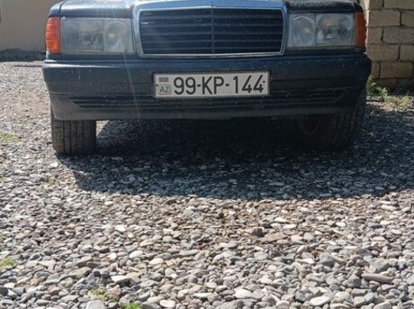 Mercedes 190