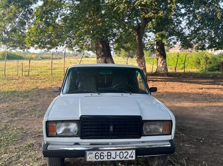 LADA (VAZ) 2107