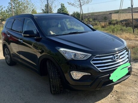 Hyundai Grand Santa Fe