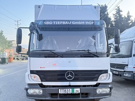 Mercedes Atego 818