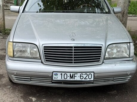 Mercedes S 320