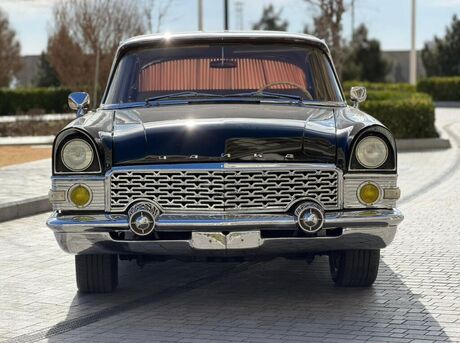 GAZ 13 "Chayka"