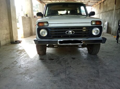 LADA (VAZ) Niva
