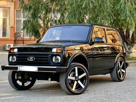 LADA (VAZ) Niva