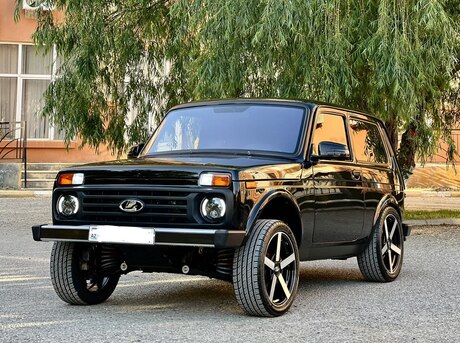LADA (VAZ) Niva