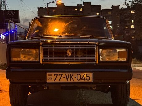 LADA (VAZ) 2107