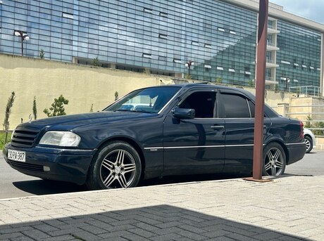 Mercedes C 220