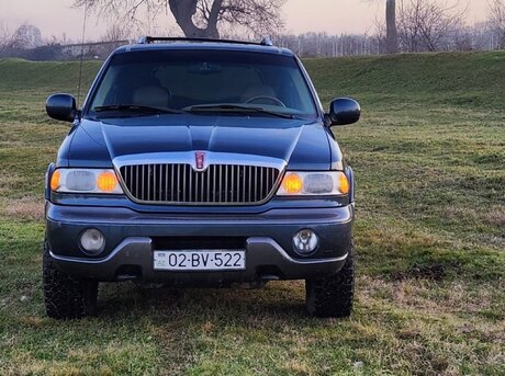 Lincoln Navigator