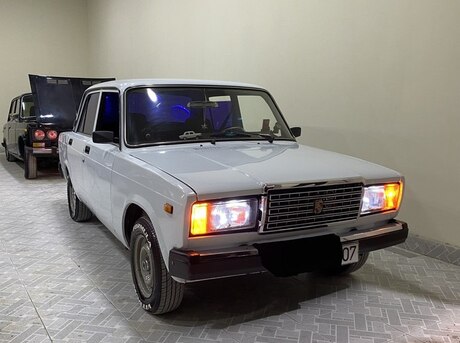 LADA (VAZ) 2107