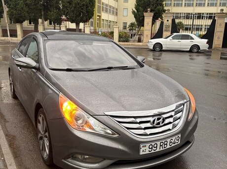 Hyundai Sonata
