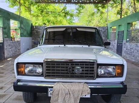 LADA (VAZ) 2107