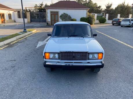 LADA (VAZ) 2107