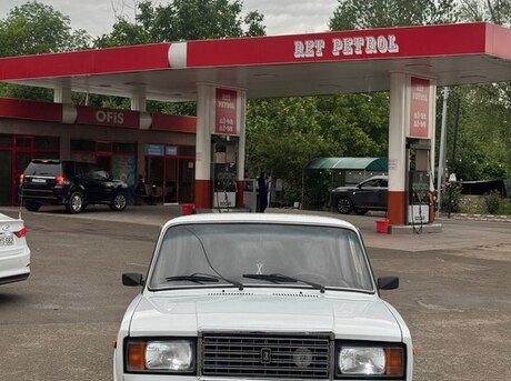 LADA (VAZ) 2107