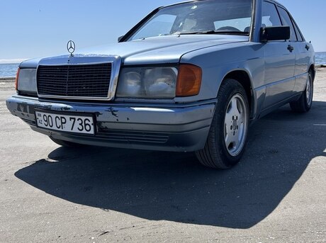Mercedes 190