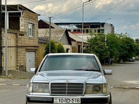 Mercedes 250 D