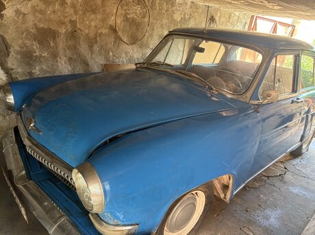 GAZ 21 "Volga"