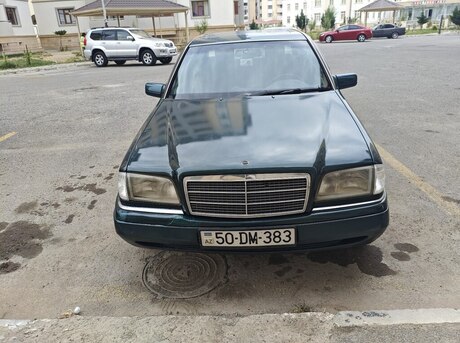 Mercedes C 180