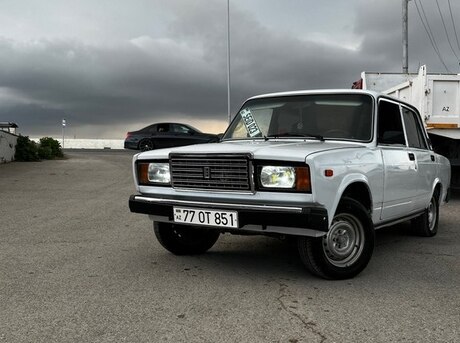 LADA (VAZ) 2107