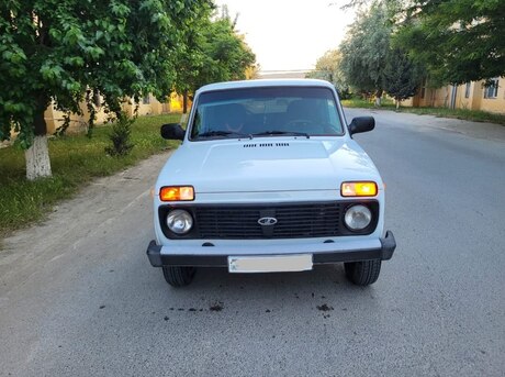 LADA (VAZ) Niva