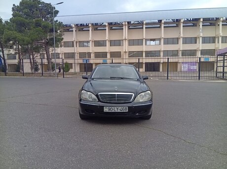 Mercedes S 320