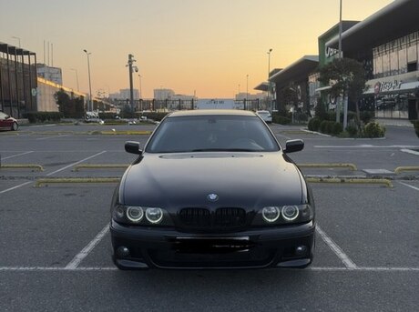 BMW 525