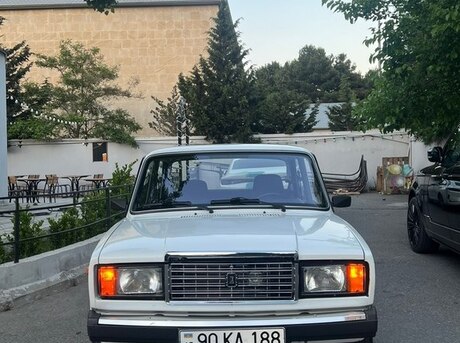 LADA (VAZ) 2107
