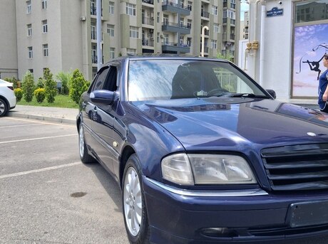 Mercedes C 220