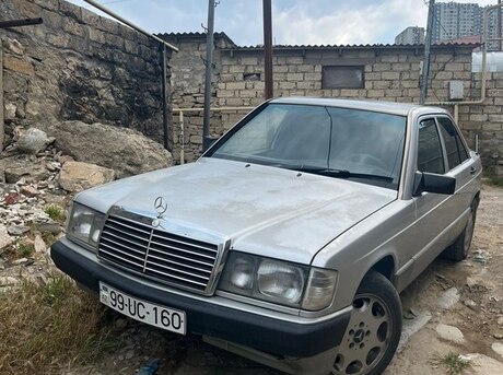 Mercedes 190
