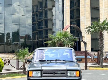LADA (VAZ) 2107