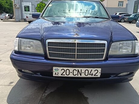 Mercedes C 180