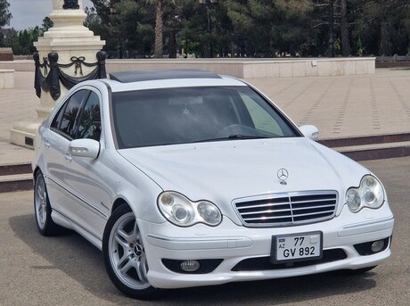 Mercedes C 240
