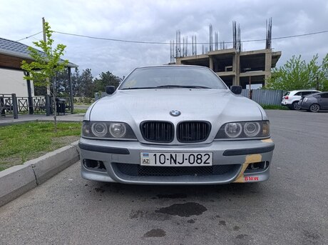 BMW 520